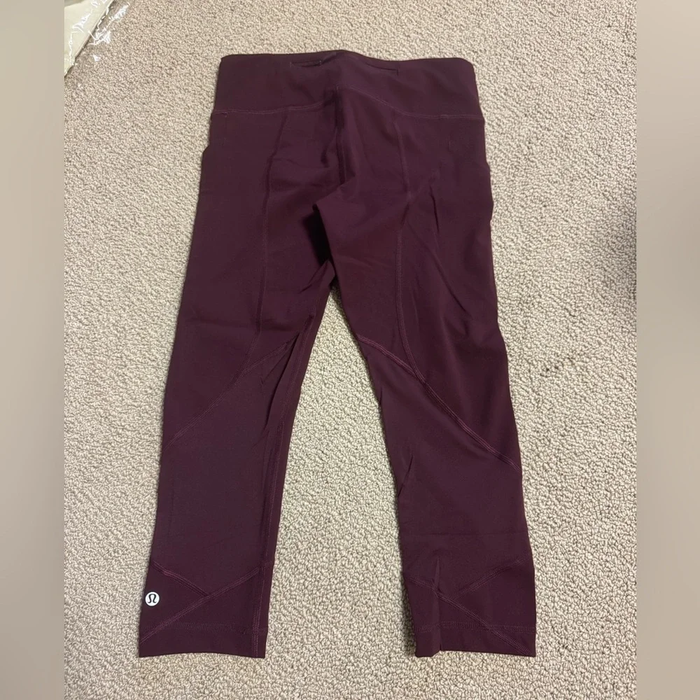 Lululemon pace rival size 4